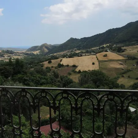 Il Giardino Degli Aranci 아파트호텔 *